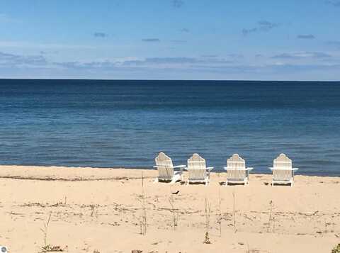 1650 N Huron, Tawas City, MI 48763