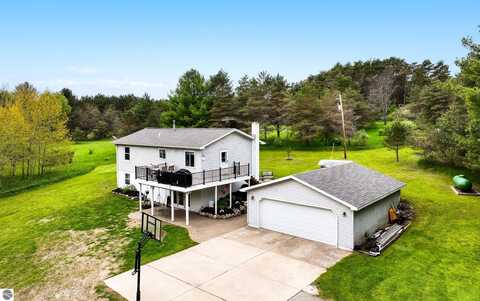 4700 Clam Lake Drive, Bellaire, MI 49615