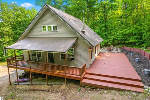 9304 Tower Road, Kalkaska, MI 49646