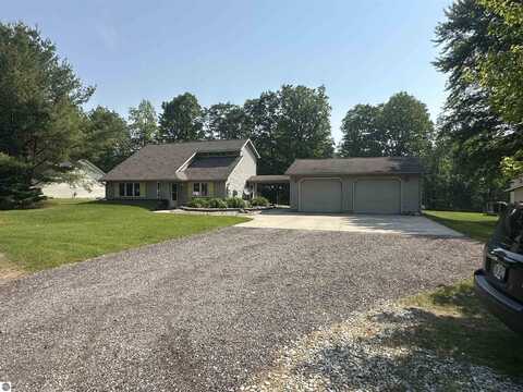 478 Donnet Ct., Clare, MI 48617
