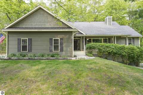 4212 Weatherwood Drive, Traverse City, MI 49685