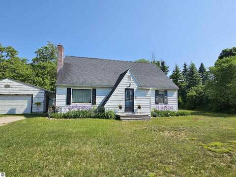 606 W Main Street, Manton, MI 49663