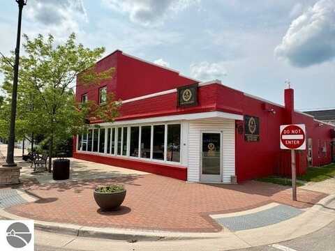 180 S Benzie Boulevard, Beulah, MI 49617