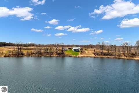 4374 E County Line Road, Hale, MI 48739