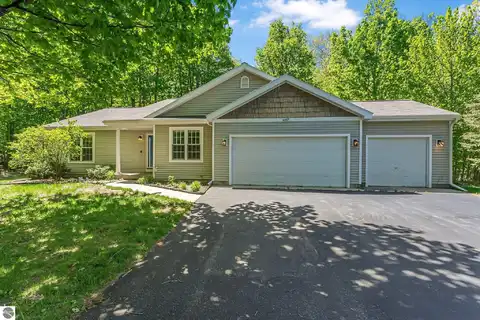 4667 Arbor Latch, Traverse City, MI 49685