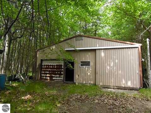 6530 Loud Drive, Oscoda, MI 48750