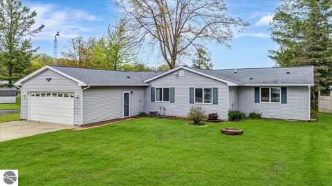 4458 Lakeview Drive, Hale, MI 48739