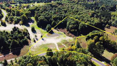 5238 Paradise Ranch, Kingsley, MI 49649
