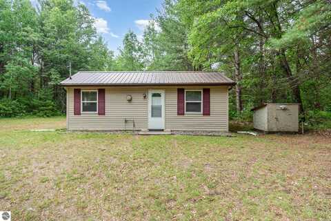 7373 Blue Ox Trail, South Branch, MI 48761