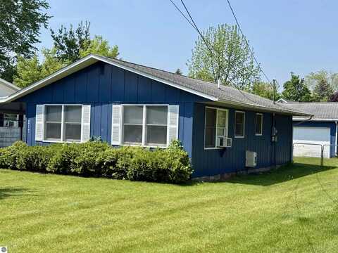 217 Evans Street, East Tawas, MI 48730