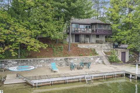 4222 Celery Bay Drive, Traverse City, MI 49696