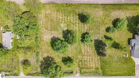 2090 W Jefferson Road, Saint Louis, MI 48880