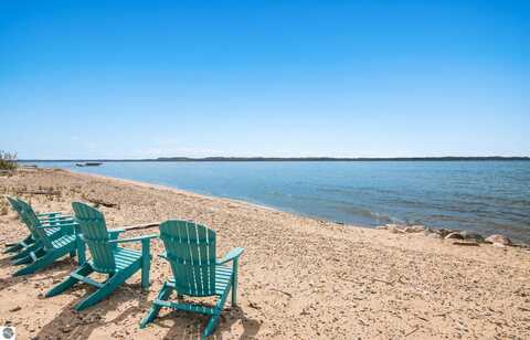11896 Cabana Shores Road, Williamsburg, MI 49690
