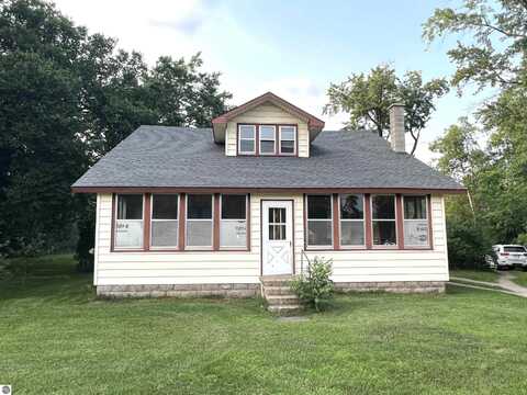 91 E Prosper Road, Falmouth, MI 49632