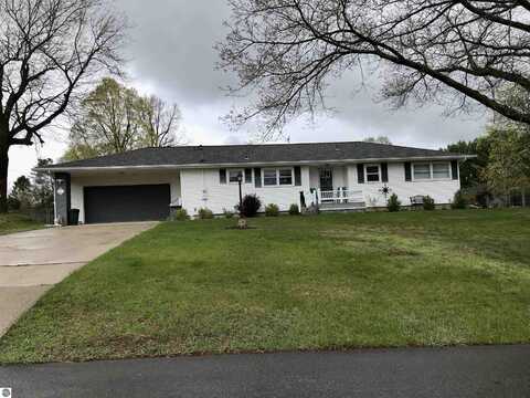10691 S Grant Avenue, Clare, MI 48617