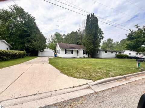 340 North Street, Standish, MI 48658
