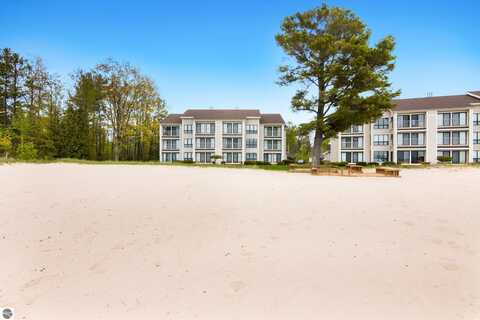9200 N Bayshore Drive, Elk Rapids, MI 49629