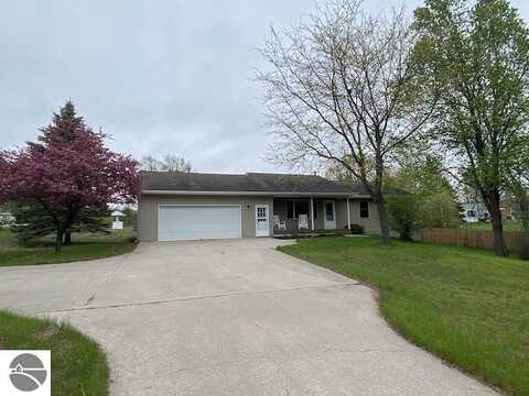 10200 Riley Road, Interlochen, MI 49643