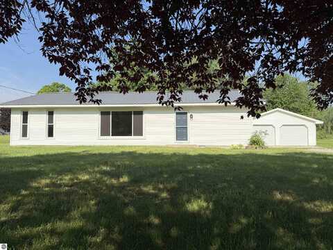 2396 S Shepherd Road, Mount Pleasant, MI 48858