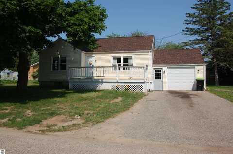 152 Alto Court, West Branch, MI 48661