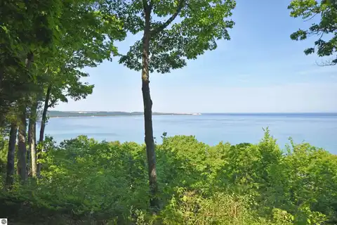 35 Ship Watch, Glen Arbor, MI 49636