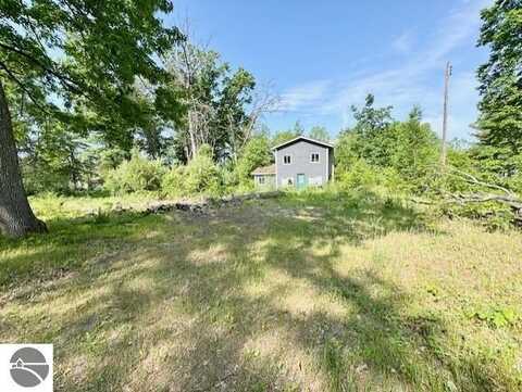 4629 Filter Road, Harrison, MI 48625