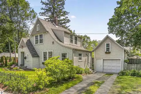 701 Sixth Street, Traverse City, MI 49684