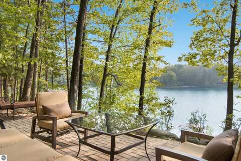 2664 Chandler Road, Traverse City, MI 49686