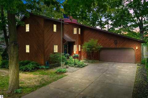 525 Grove Street, Lake City, MI 49651