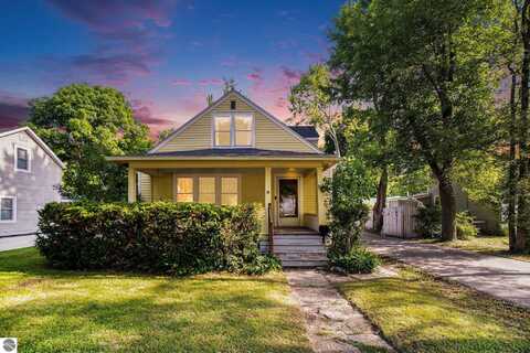 311 E Bennett Avenue, Mount Pleasant, MI 48858