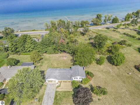 1503 Braemar Drive, Traverse City, MI 49686