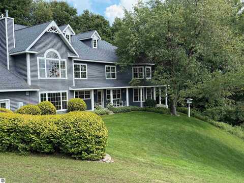 8401 S Sullivan Road, Cedar, MI 49621