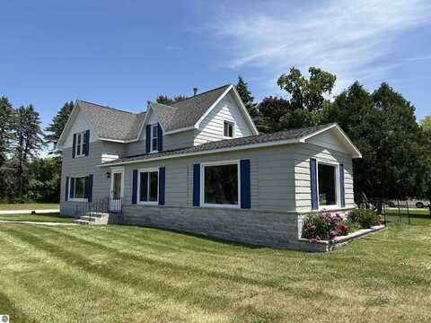 1339 S Melita Road, Sterling, MI 48659