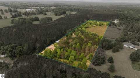 5744 SW Grand Kal Road, Fife Lake, MI 49633
