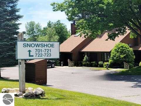 4826 N Crossover Drive, Bellaire, MI 49615