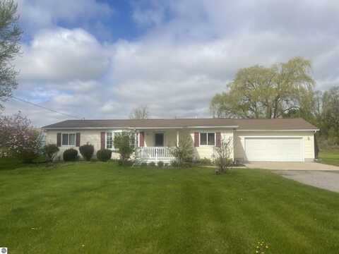 8571 N Seymour Street, Flushing, MI 48433