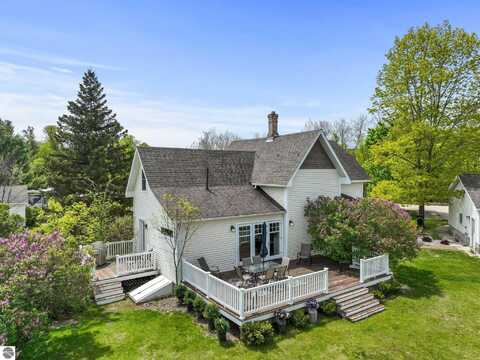 9801 Cherry Bend Road, Traverse City, MI 49684