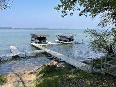 8923 Torch Lake Drive, SE, Alden, MI 49629
