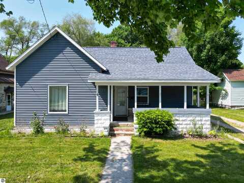 212 W Seventh Street, Clare, MI 48617