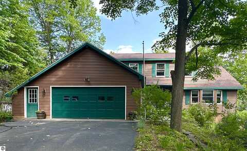 2884 Wild Juniper Trail, Traverse City, MI 49686