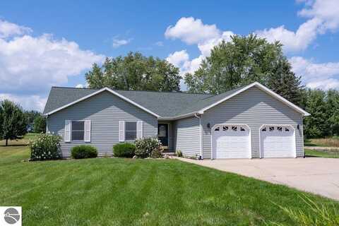 1006 N Clubhouse Drive, Isabella, MI 48893