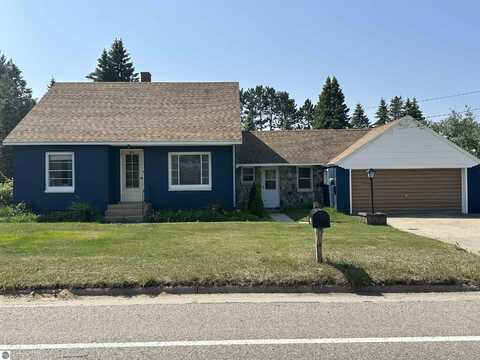 501 W 13th Street, Cadillac, MI 49601