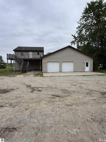 227 N Coldwater Road, Isabella, MI 48883