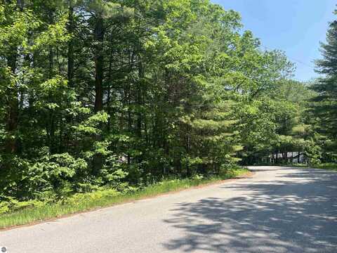 Cedar Hedge Tr, Interlochen, MI 49643