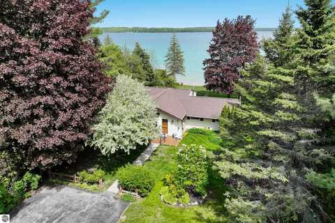 9882 Elk Lake Trail, Williamsburg, MI 49690