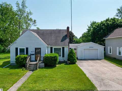 1004 Crosslanes Street, Mount Pleasant, MI 48858