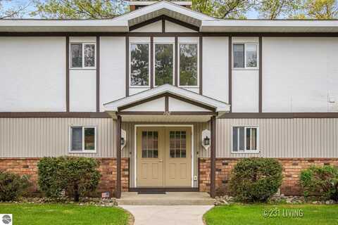 102C Village Place Drive, Roscommon, MI 48653