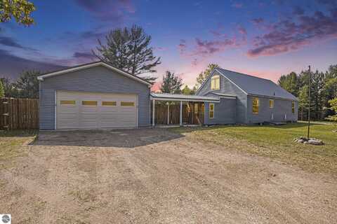4734 SW Pine, South Boardman, MI 49680