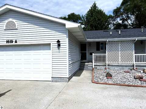 1619 E Gaylord Street, Mount Pleasant, MI 48858