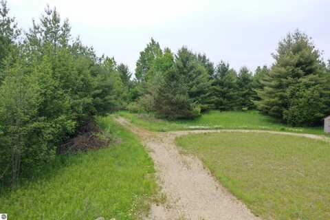 152 S Mud Lake Road, West Branch, MI 48661